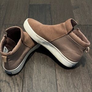 Women's Keds slip on boots.